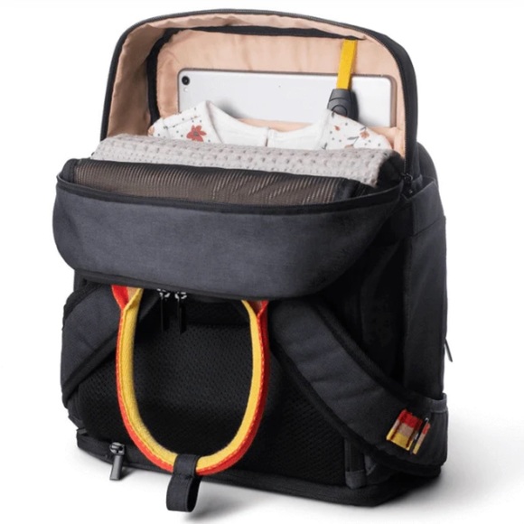 Brand new Ternx Carry Pack travel diaper bag - Picture 3 of 3